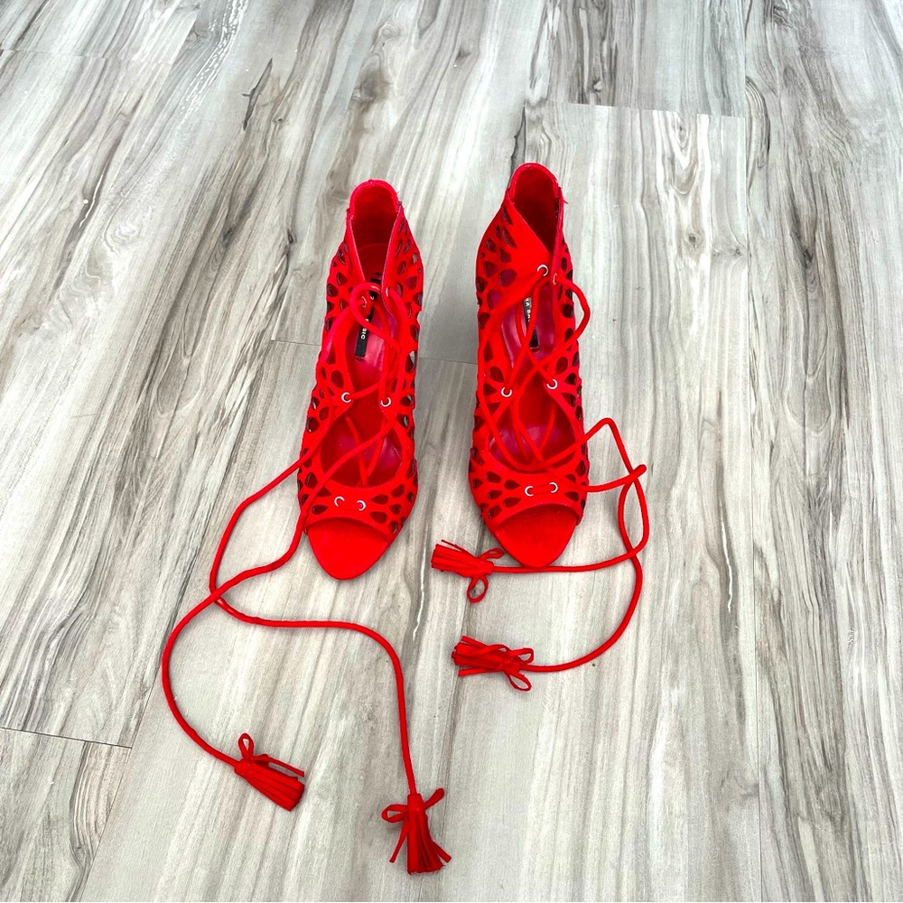 Lace Up Heels - Picture 3 of 3